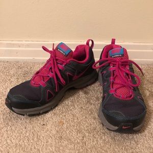 Nike Air Gray/Pink Alvord 10 Tennis Shoes-Size 9